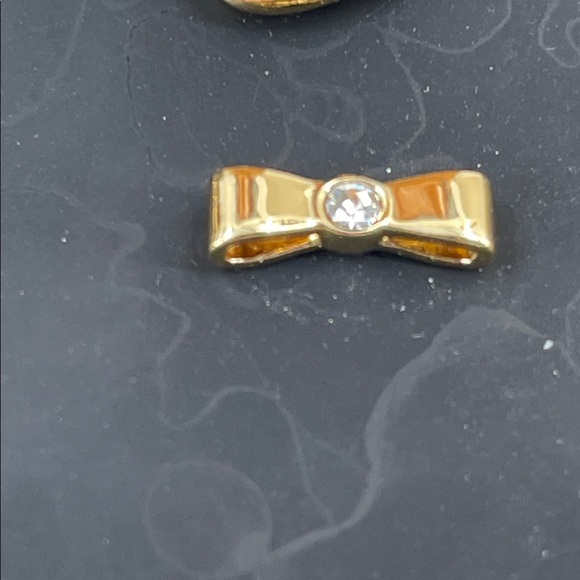 2.10.26-11 Coach Goldtone Bows & Signature “C” w/ Crystal 2 pr. Earrings Set - Picture 4 of 7